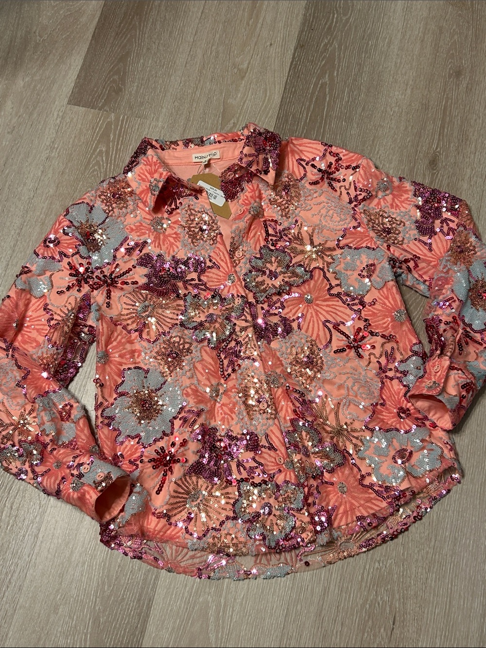 Main Strip NWT Coral Sequin Embellished Floral Button-Down Shirt Sz Small